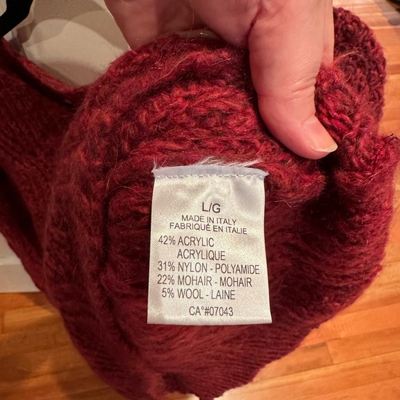 Beautiful red Italian knit pullover - Picture 4 of 4